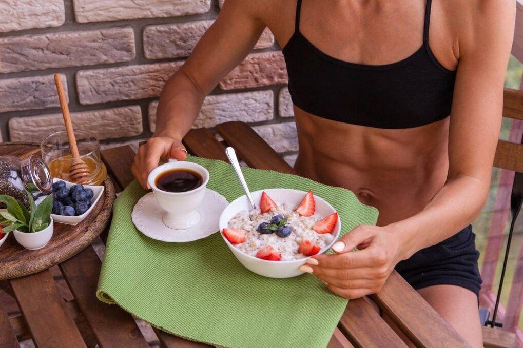 ჯანსაღი საუზმე წონის დაკლებისთვის კალორიების კონტროლით